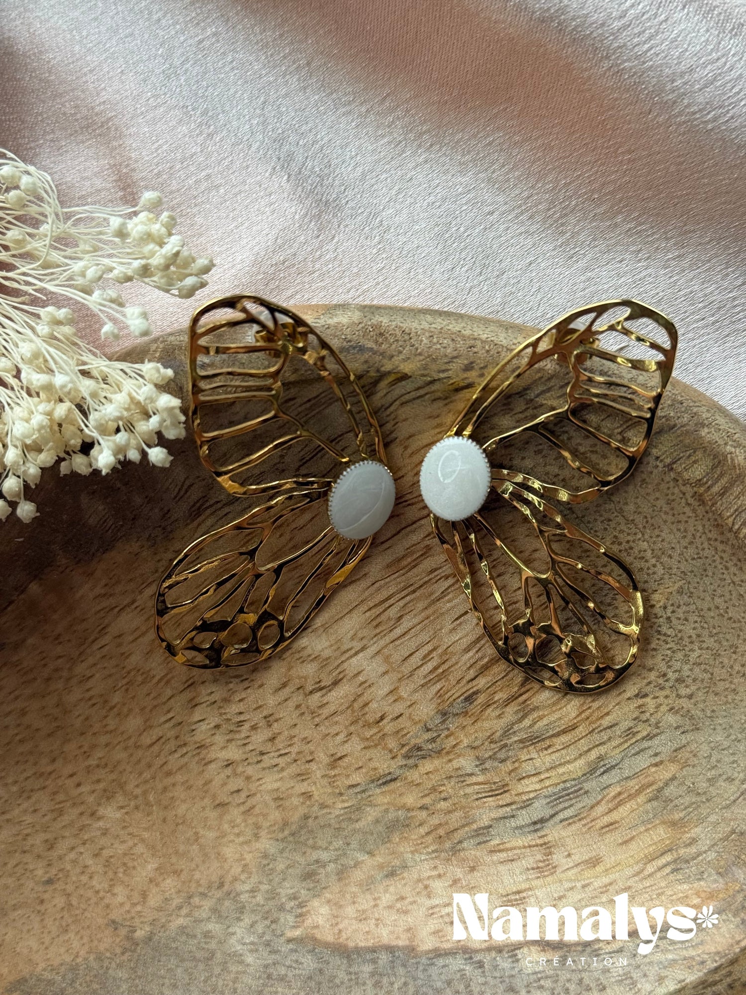 Boucles d'oreilles à puces