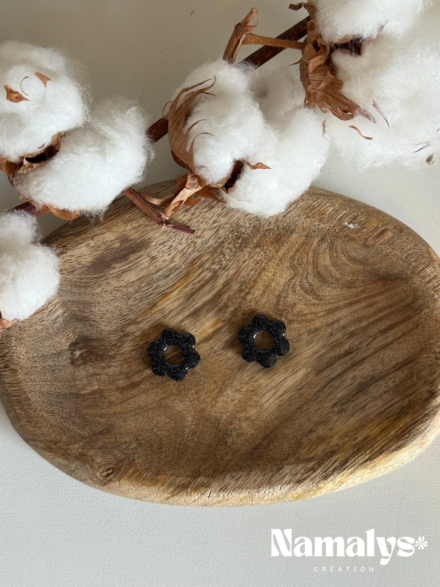 Pampilles "Moun" en résine époxy