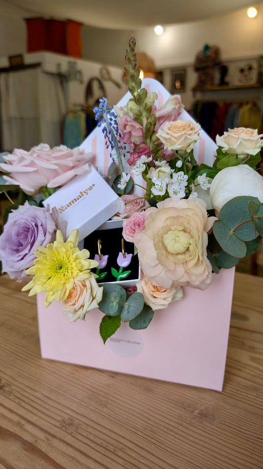 Coffret fête des mères - Fleurs + Boucles d'oreilles